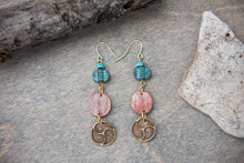 Load image into Gallery viewer, Earrings in Copper and Bronze