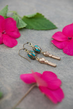 Load image into Gallery viewer, Bronze Microphone earrings